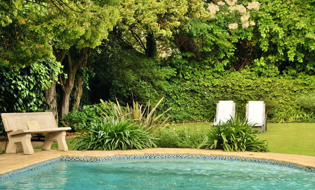 Hotel La Vieille Ferme Johannesburg Esterno foto