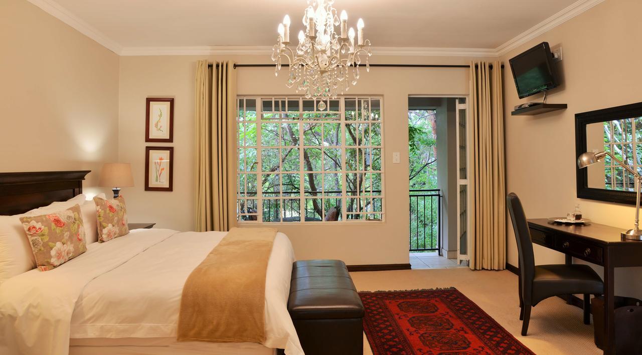 Hotel La Vieille Ferme Johannesburg Esterno foto