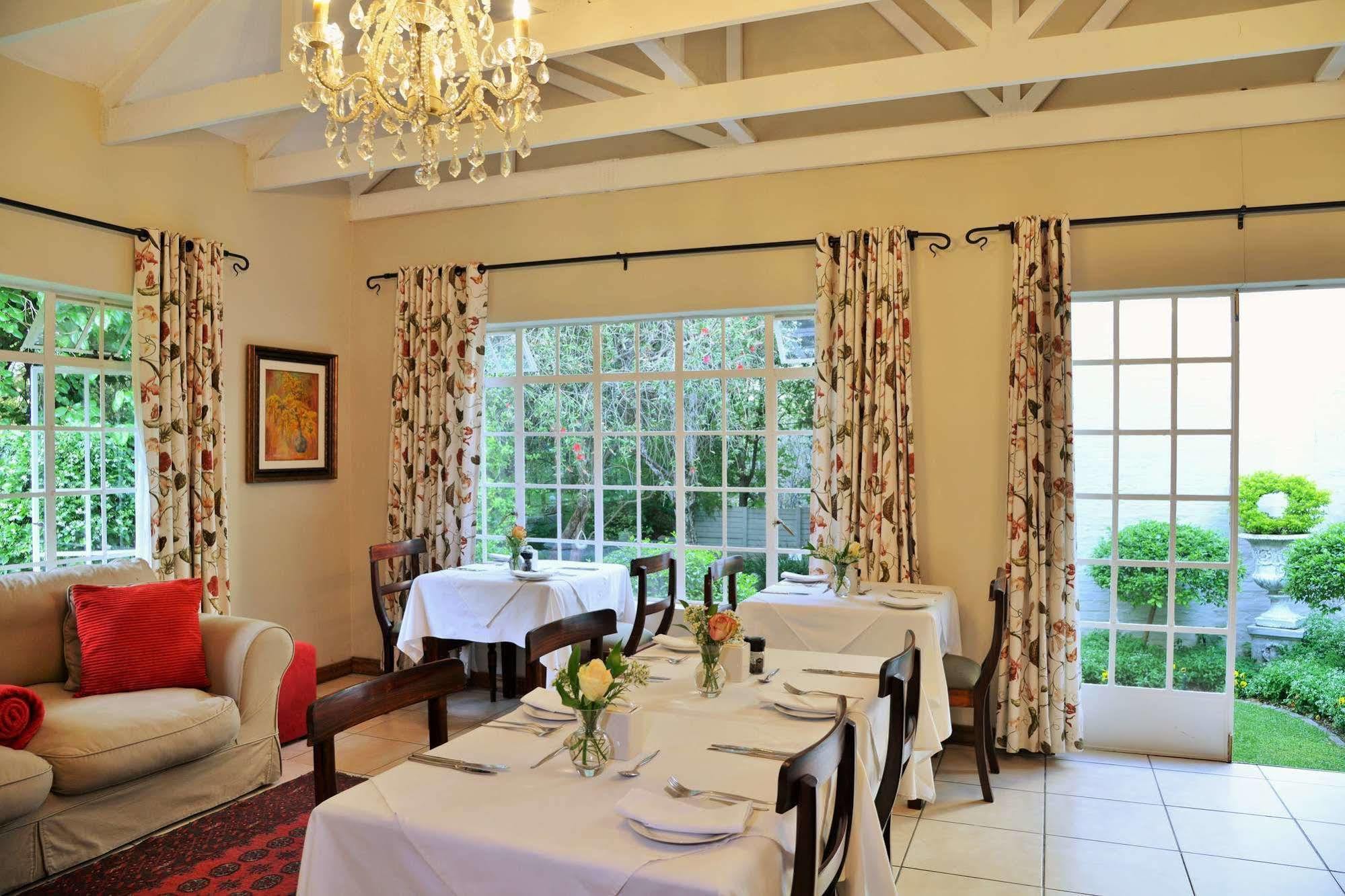 Hotel La Vieille Ferme Johannesburg Esterno foto