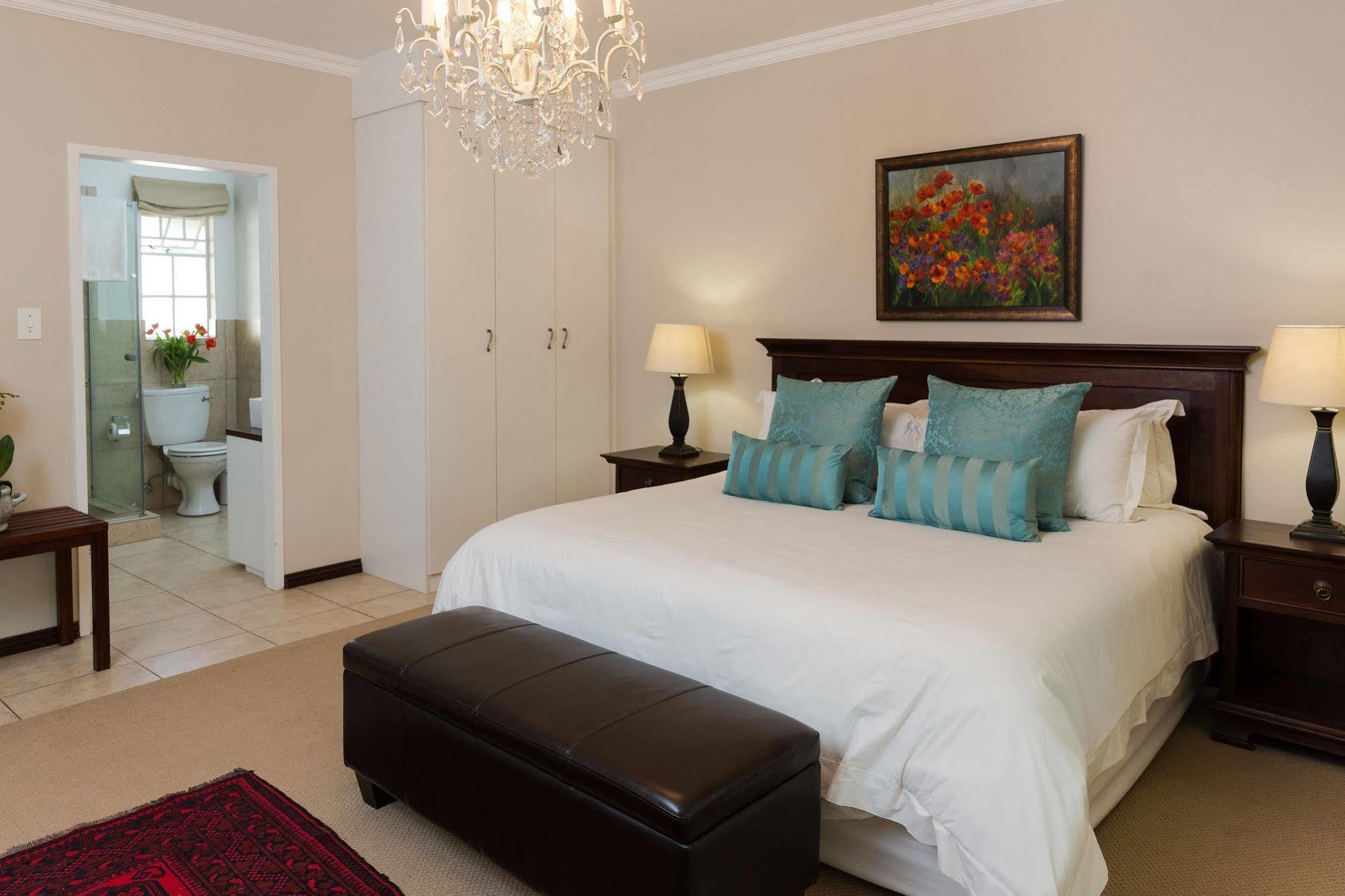 Hotel La Vieille Ferme Johannesburg Esterno foto