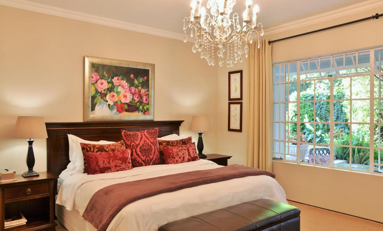 Hotel La Vieille Ferme Johannesburg Esterno foto